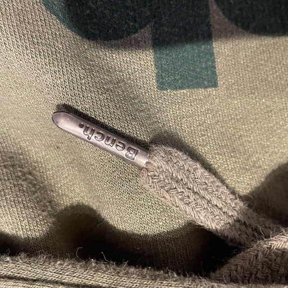 Bench Hoodie - Picture 5 of 6